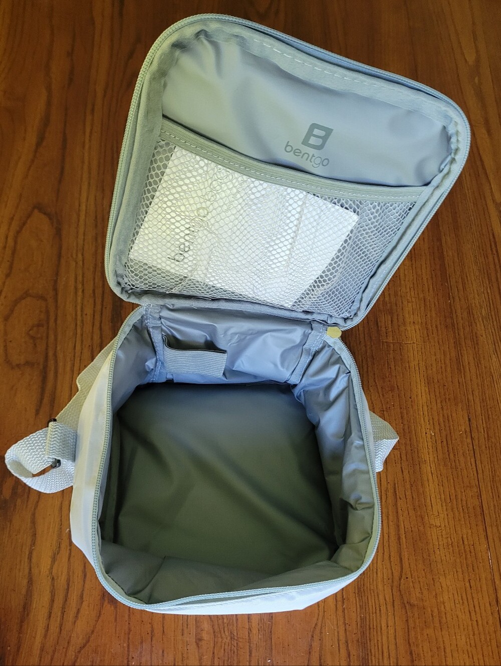 Bentgo Light Gray Insulated Lunch Bag